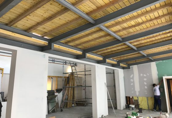 Fabrication d’une structure de toit à Paris