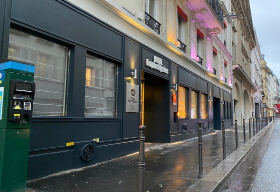 Construction d’une façade d’hôtel à Paris